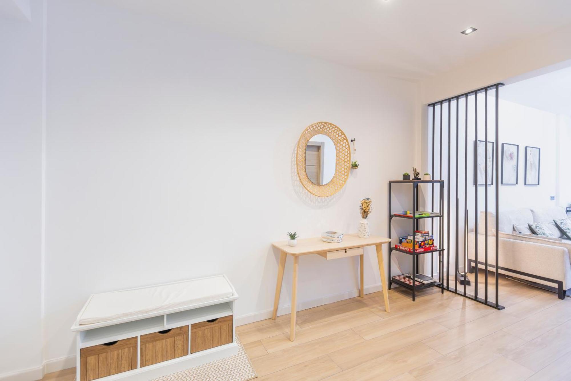 Fully Renovated Apartment In The Heart Of Fuengirola, 2 Min Walk To The Beach 외부 사진