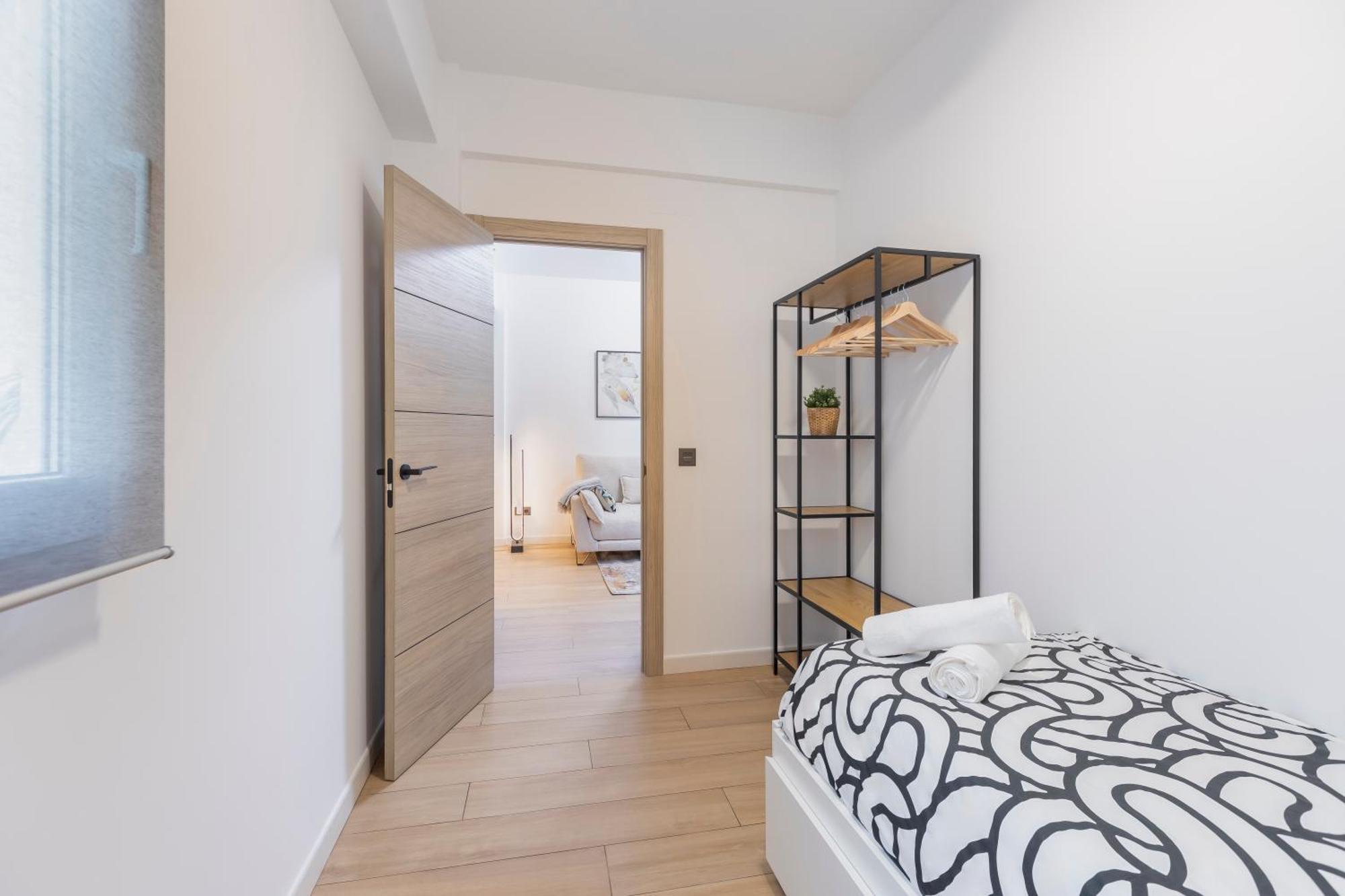Fully Renovated Apartment In The Heart Of Fuengirola, 2 Min Walk To The Beach 외부 사진